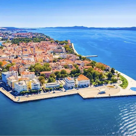 New! Griet Luxury With Private Parking Apartment Zadar